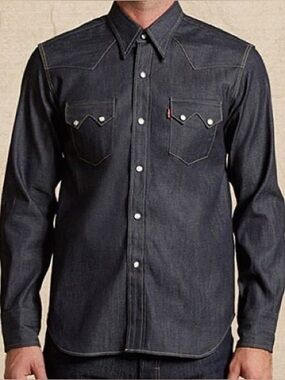 LEVI’S SHORTHORN SAWTOOTH WESTERN SHIRT